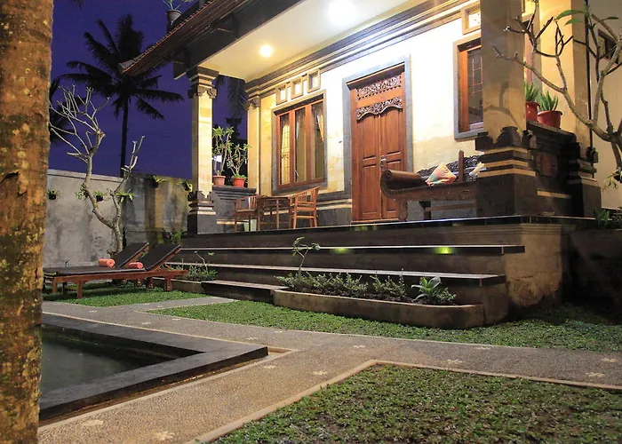 Gasthuis Dewa House Bisma 2*